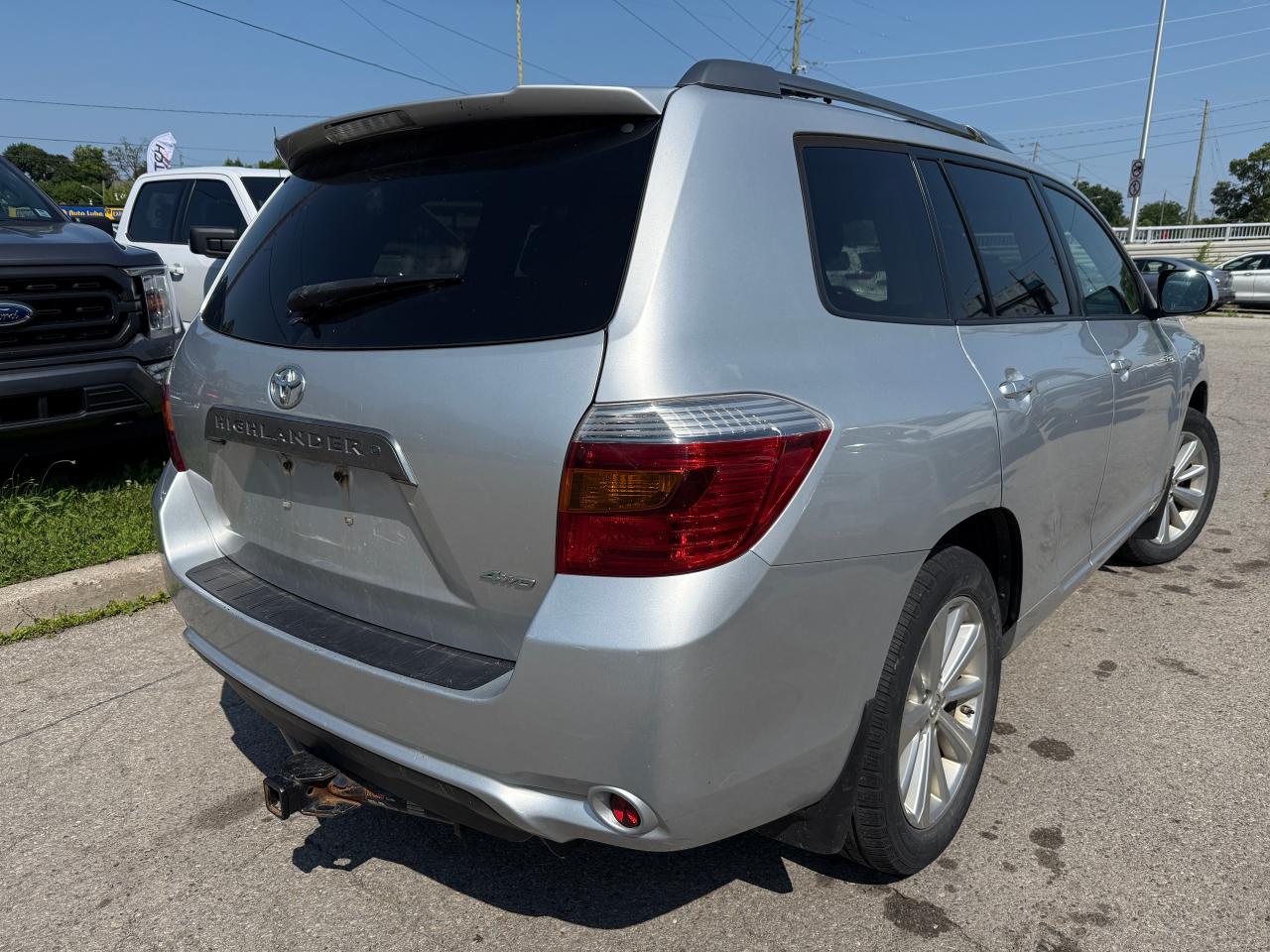 2010 Toyota Highlander SPORT / V6 / 4WD / YOU SAFETY YOU SAVE - Photo #3