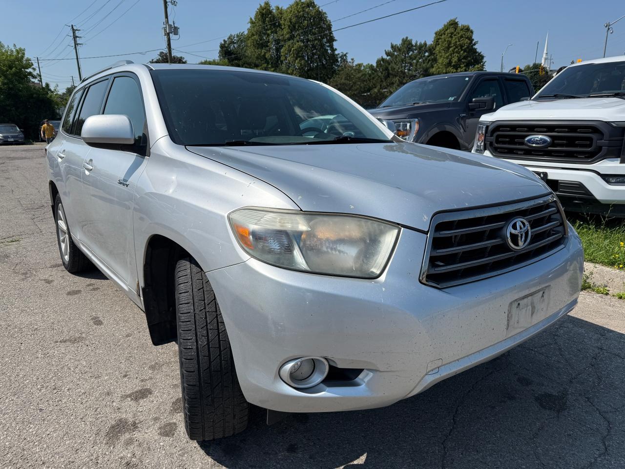 2010 Toyota Highlander SPORT / V6 / 4WD / YOU SAFETY YOU SAVE - Photo #4