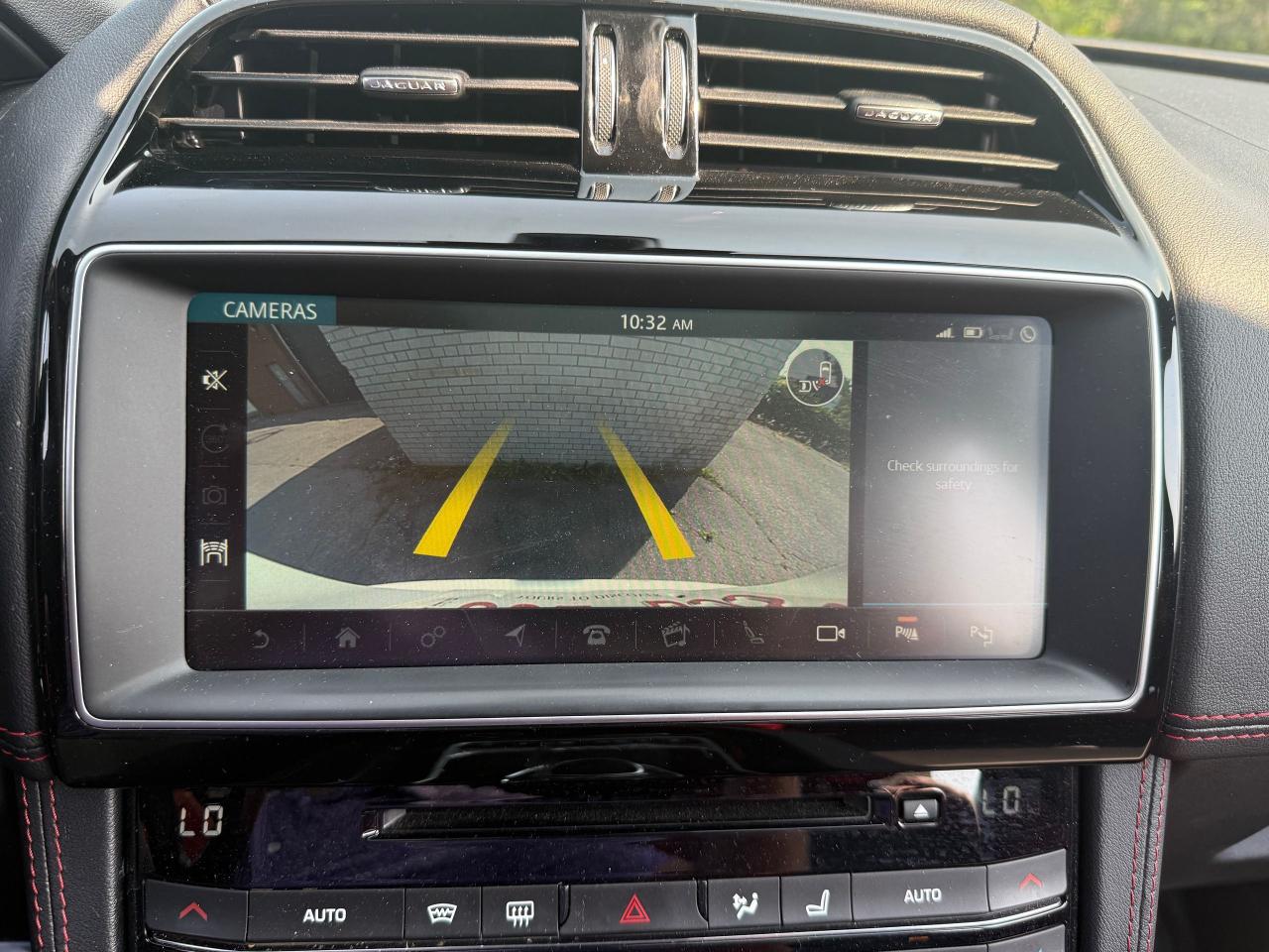 2018 Jaguar F-PACE S AWD *SAFETY INCL*1 YEAR WARR*FINANCING AVAIL* - Photo #11