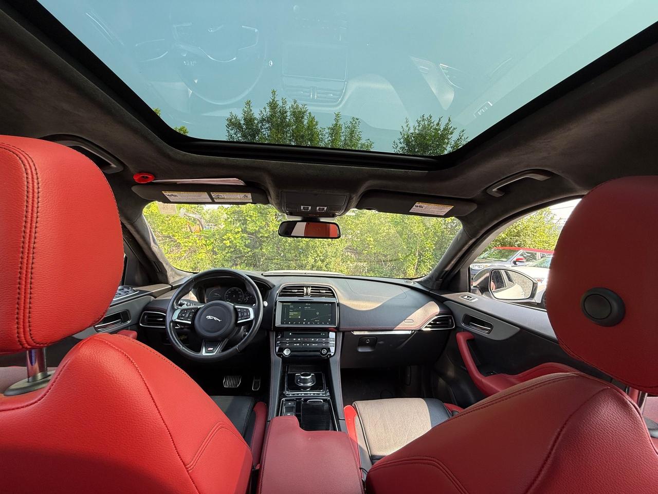 2018 Jaguar F-PACE S AWD *SAFETY INCL*1 YEAR WARR*FINANCING AVAIL* - Photo #12
