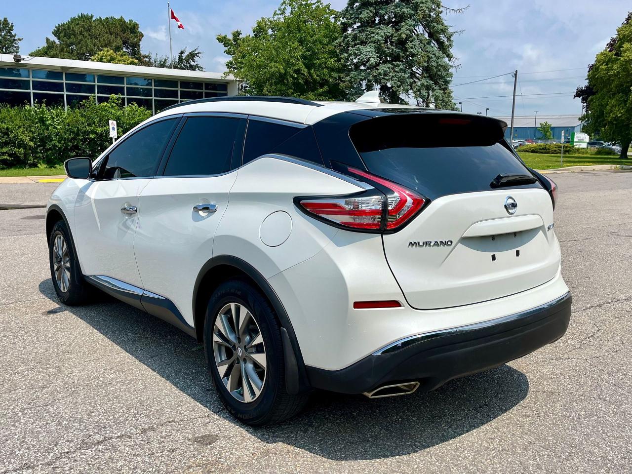 2018 Nissan Murano SV - Photo #9