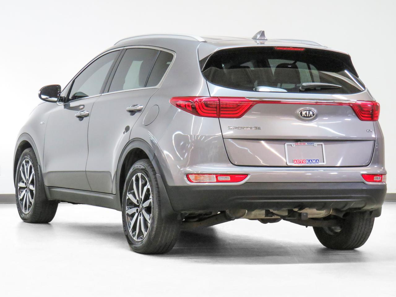 2017 Kia Sportage LX | FWD | Heated Seats | Bluetooth | AUX