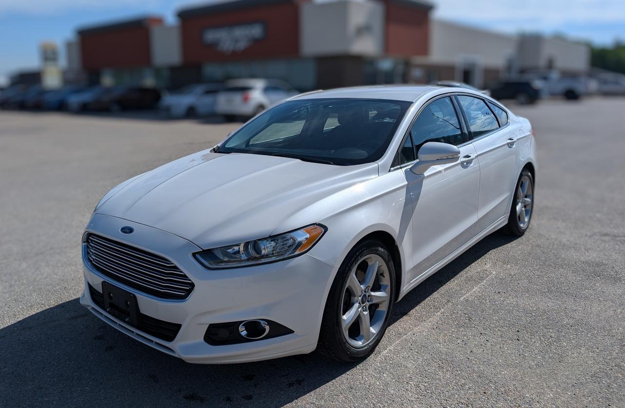 Used 2016 Ford Fusion SE-LOCALLY OWNED-POWER SEATS for sale in Steinbach, MB