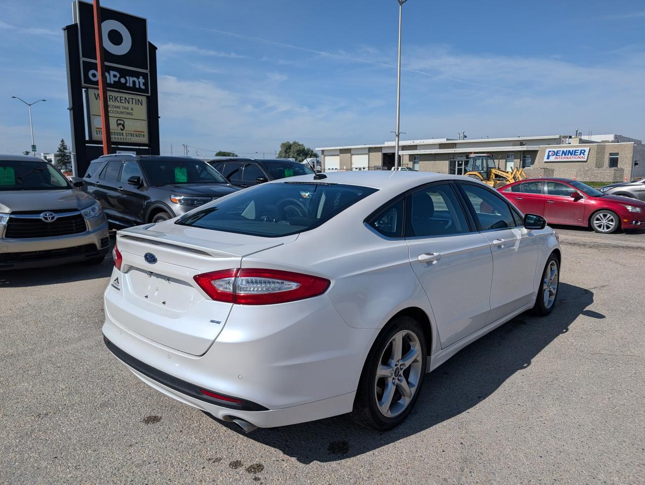 2016 Ford Fusion SE-LOCALLY OWNED-POWER SEATS - Photo #4
