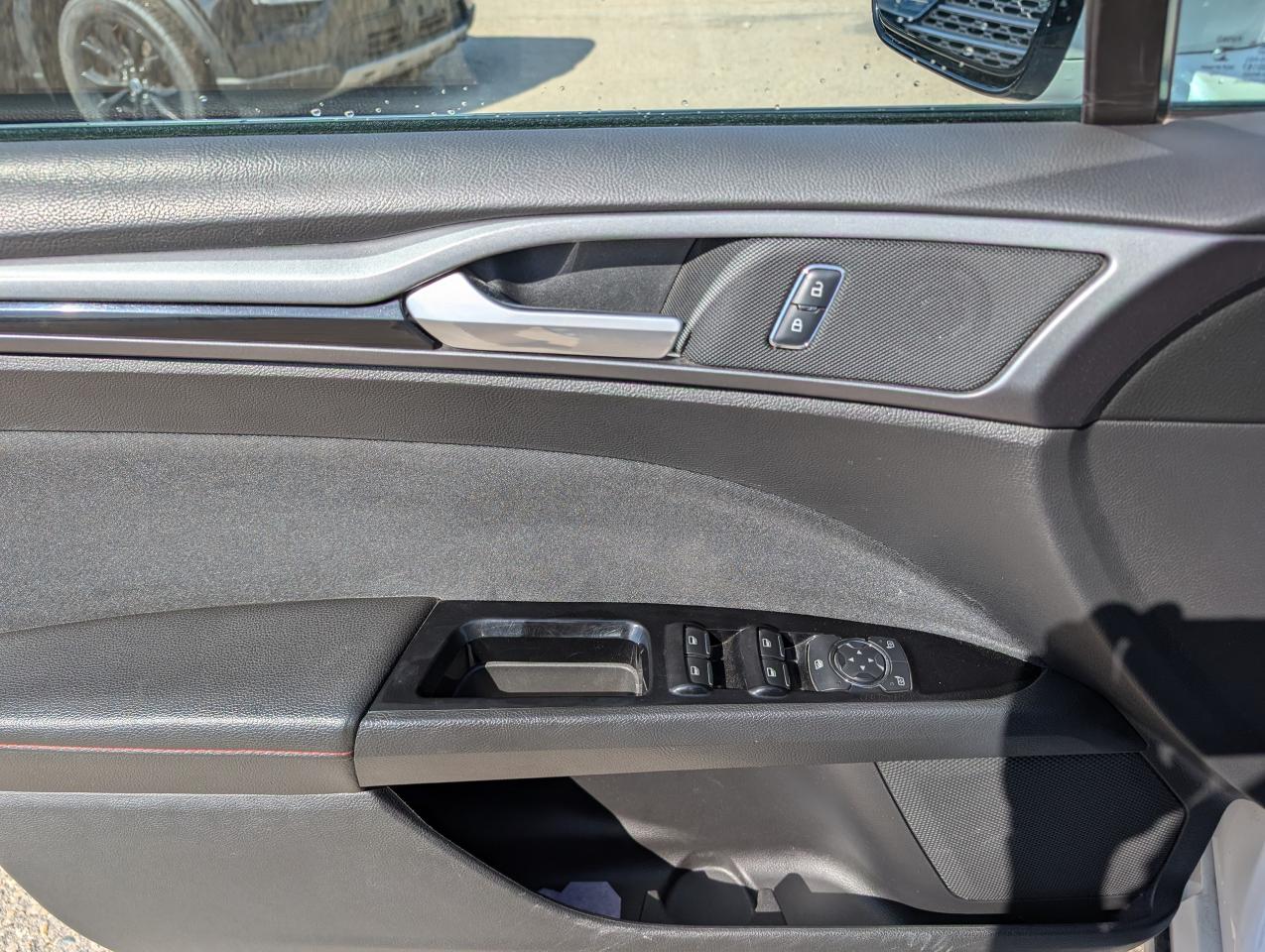 2016 Ford Fusion SE-LOCALLY OWNED-POWER SEATS - Photo #8