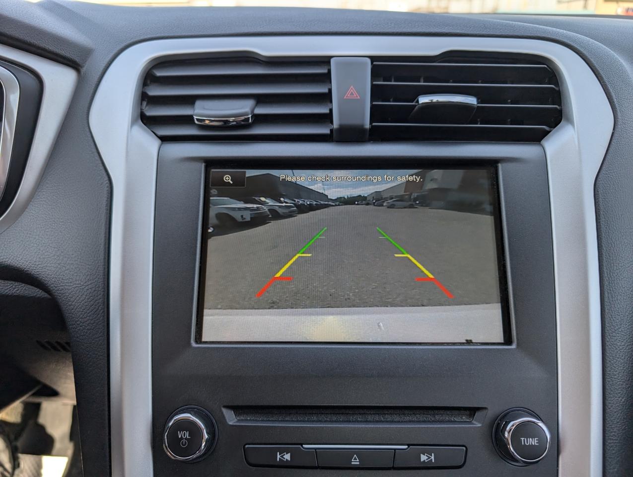 2016 Ford Fusion SE-LOCALLY OWNED-POWER SEATS - Photo #14