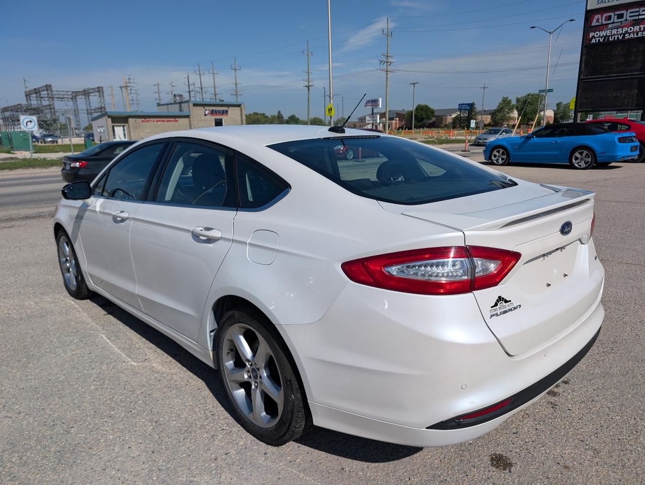 2016 Ford Fusion SE-LOCALLY OWNED-POWER SEATS - Photo #5