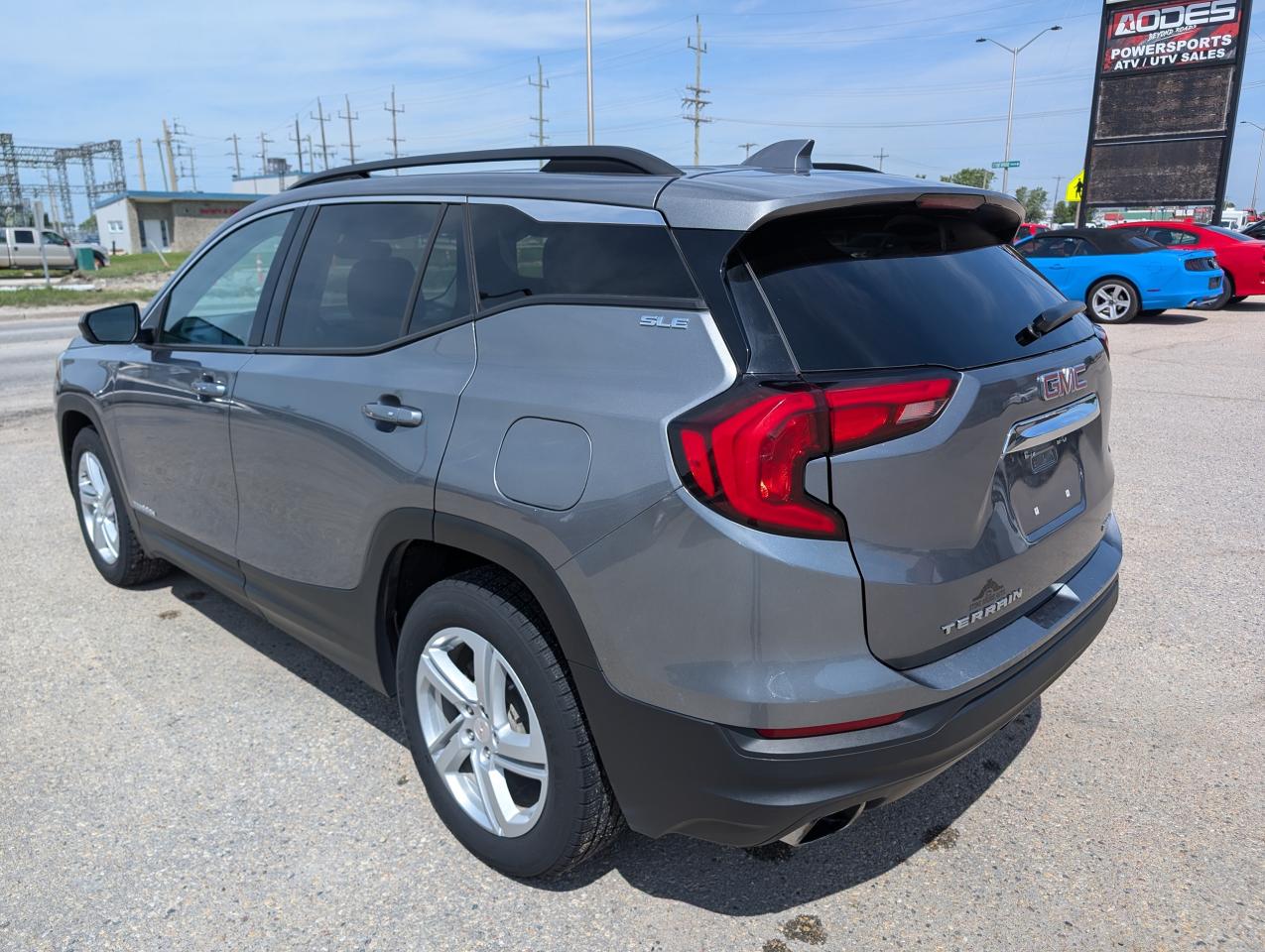 2019 GMC Terrain SLE-CARPLAY-CMD START - Photo #5