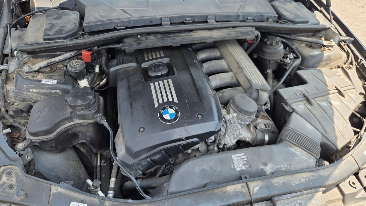 2013 BMW 3 Series 328i xDrive 3.0L Coupe M Pkg - Photo #22