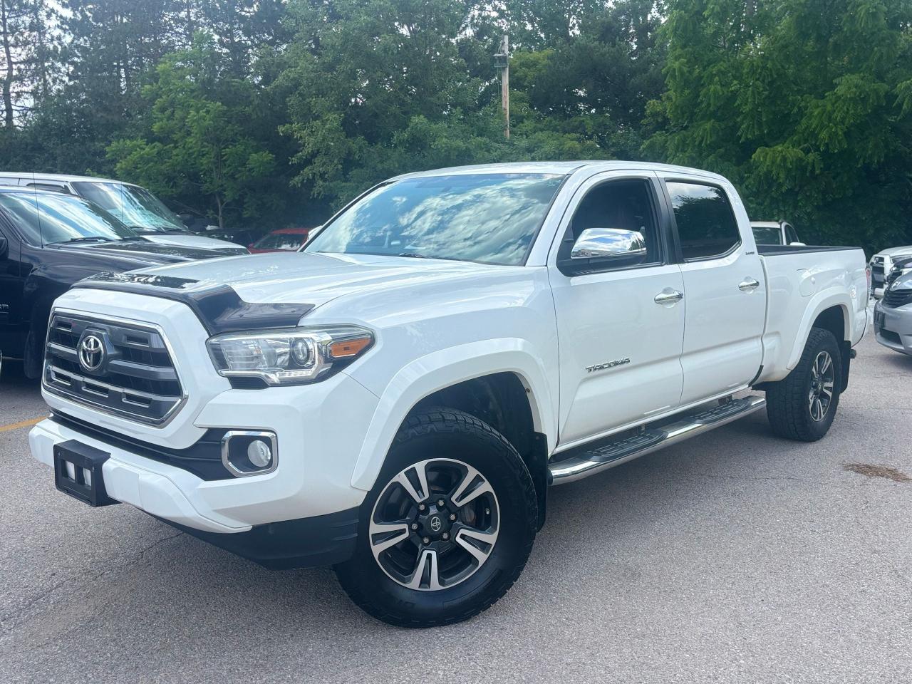 Used 2016 Toyota Tacoma LTD,DOUBLE CAB,LEATHER,S/ROOF,NAV,SAFETY INCLUDED for sale in Richmond Hill, ON