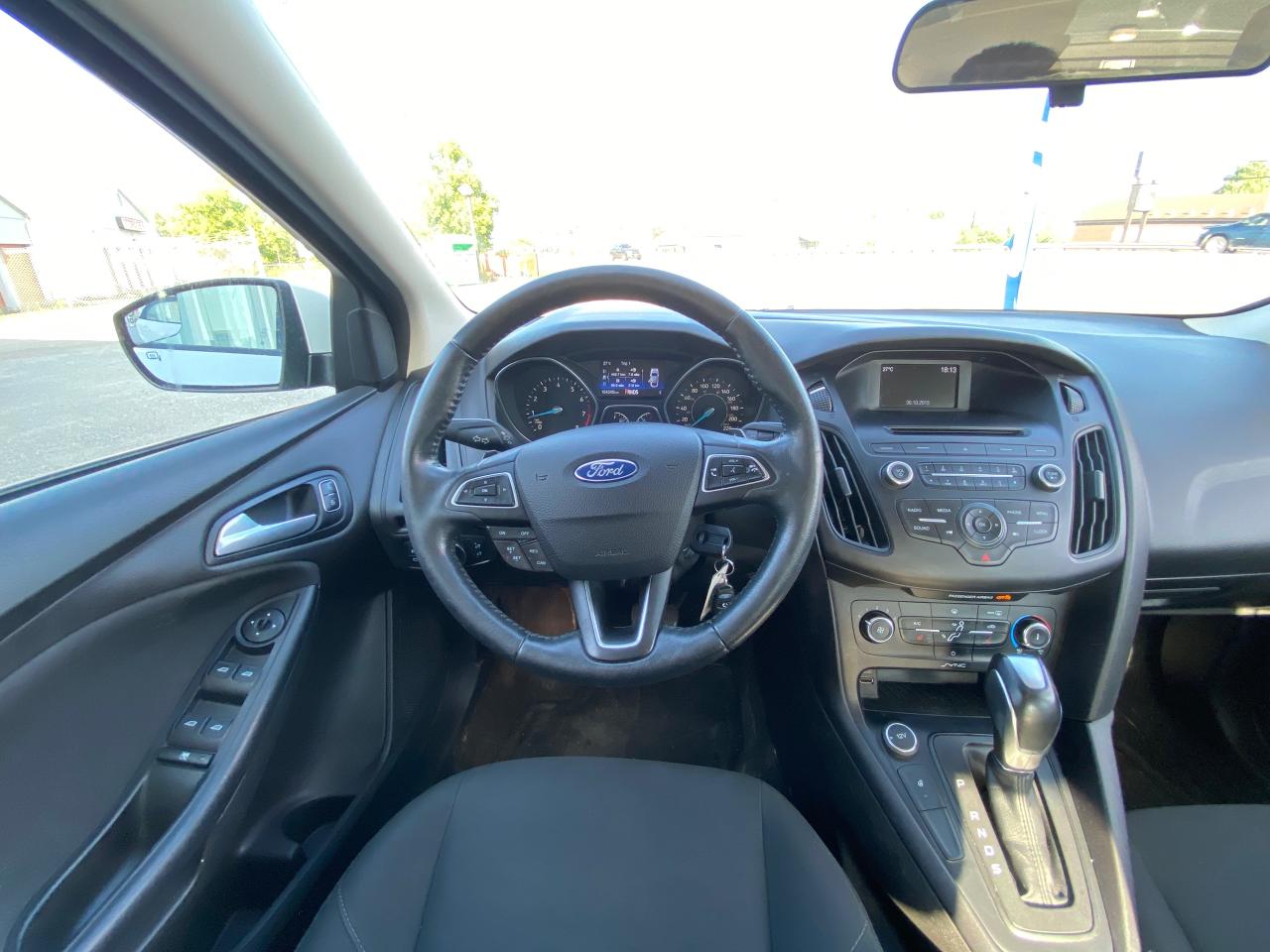 2016 Ford Focus SE - Photo #13