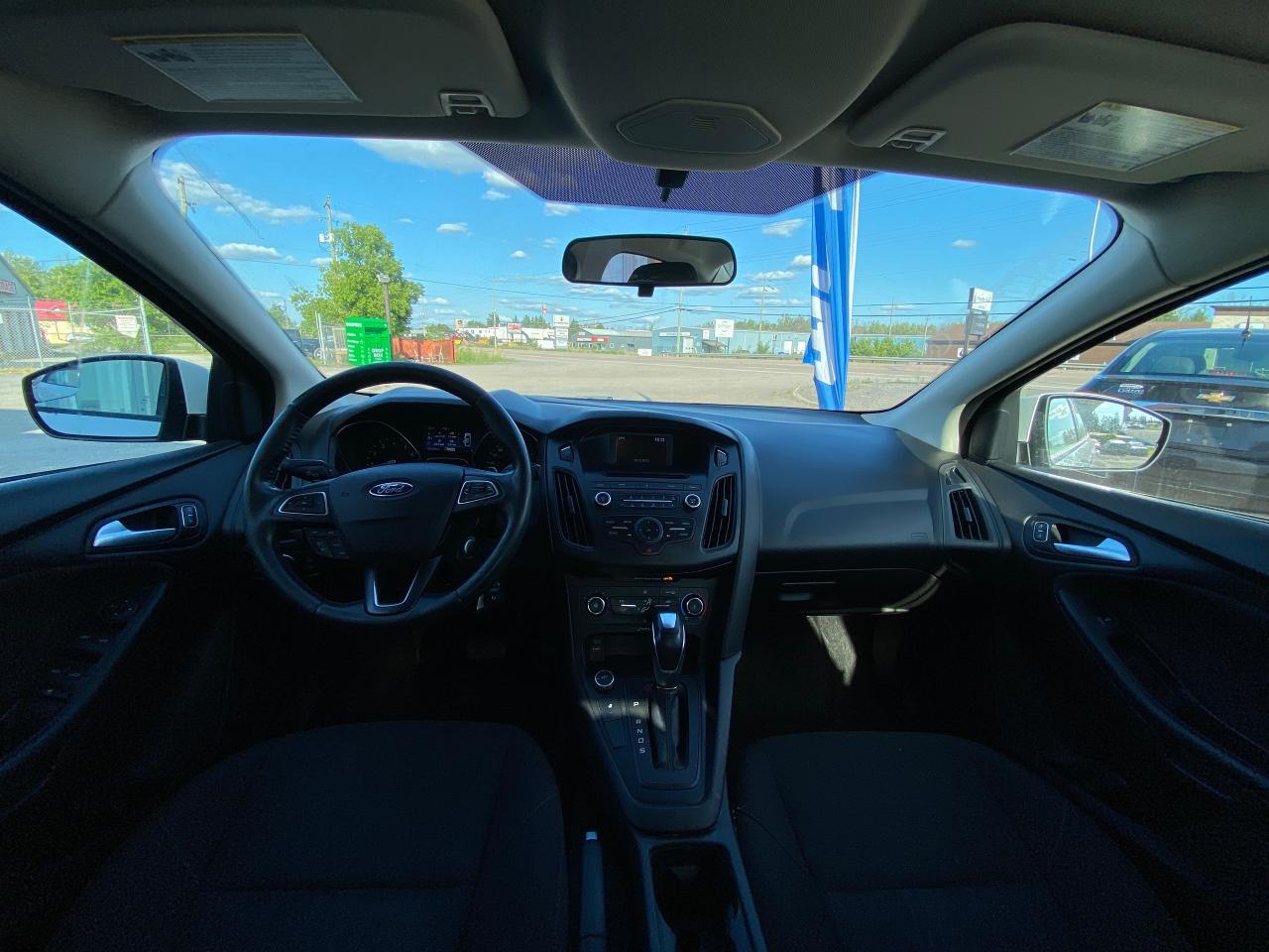 2016 Ford Focus SE - Photo #12