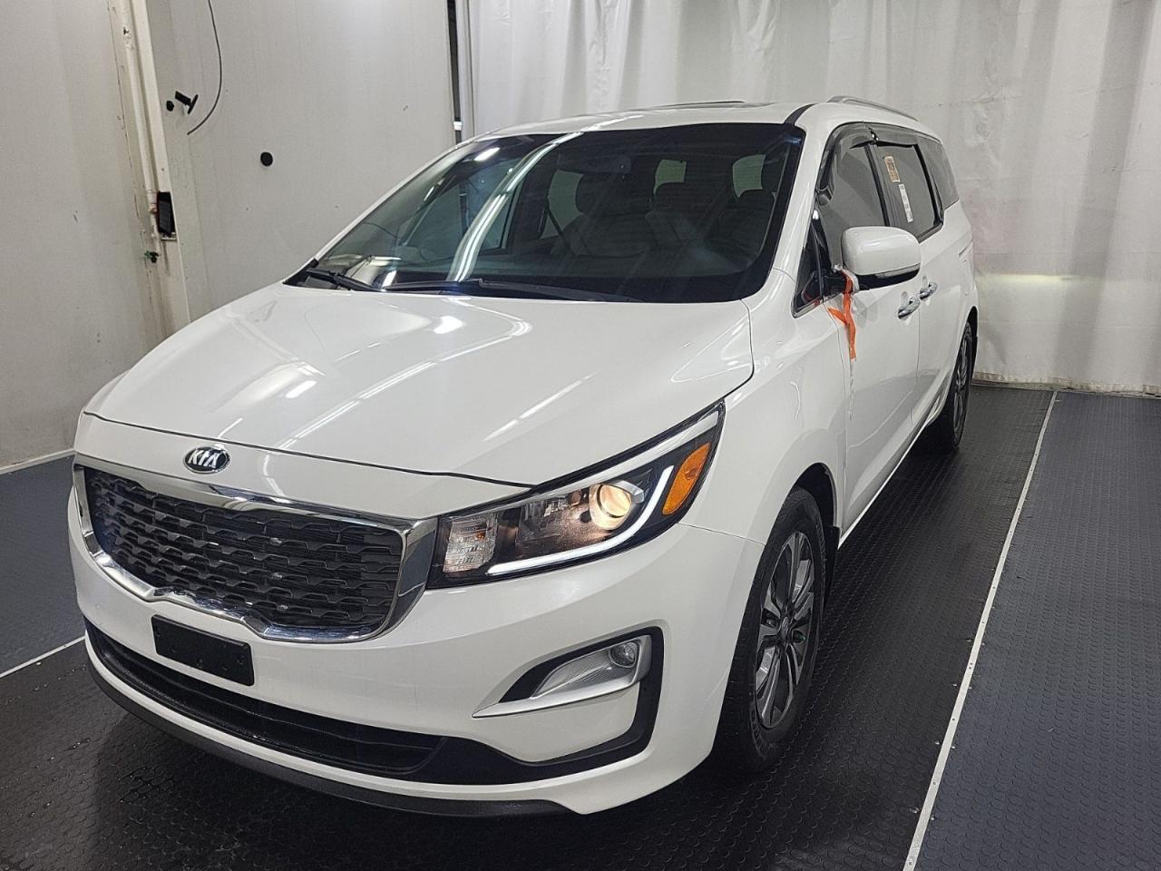 Used 2020 Kia Sedona SX / 8 Pass / Leather / Sunroof for sale in Mississauga, ON
