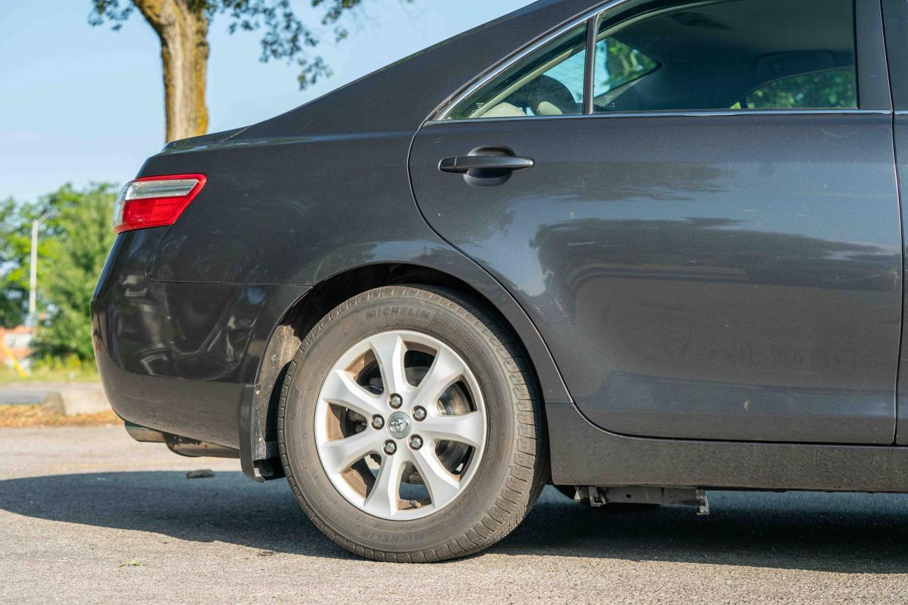 2009 Toyota Camry HYBRID Base - Photo #8