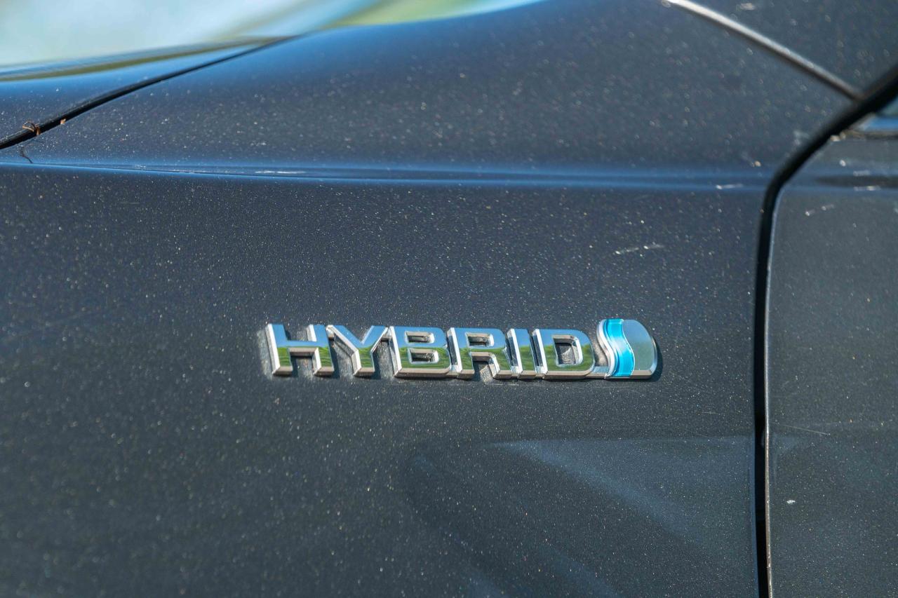 2009 Toyota Camry HYBRID Base - Photo #12