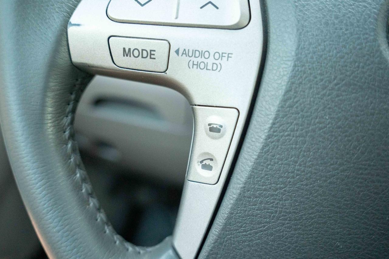 2009 Toyota Camry HYBRID Base - Photo #27