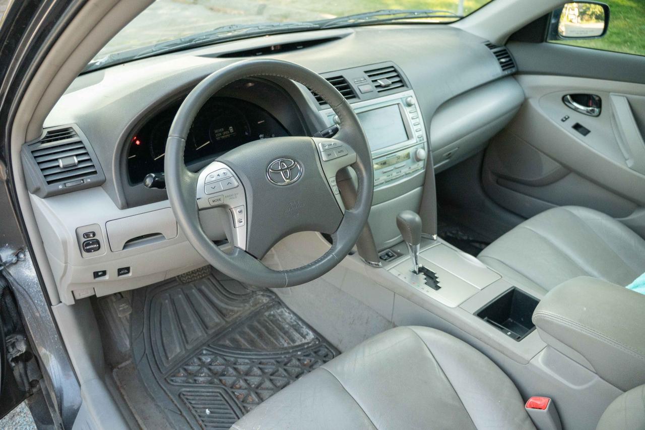 2009 Toyota Camry HYBRID Base - Photo #16