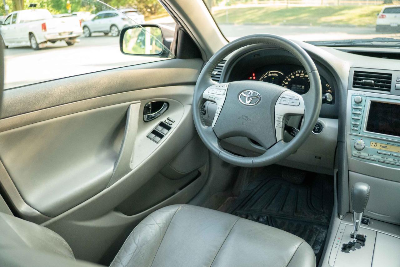 2009 Toyota Camry HYBRID Base - Photo #41