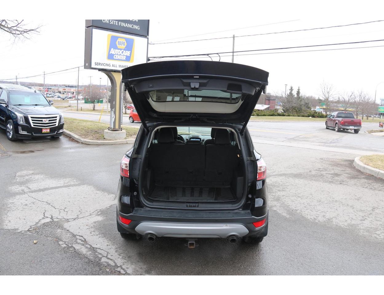 2018 Ford Escape SEL 4WD Photo