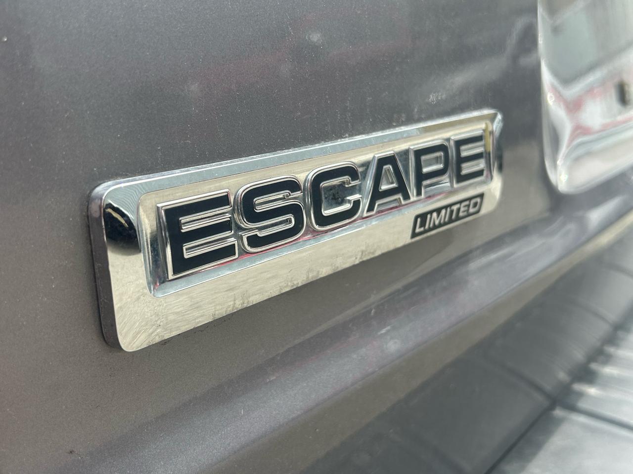 2008 Ford Escape Limited - Photo #15