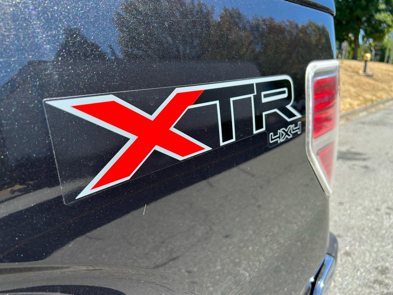 2014 Ford F-150 XLT - Photo #11