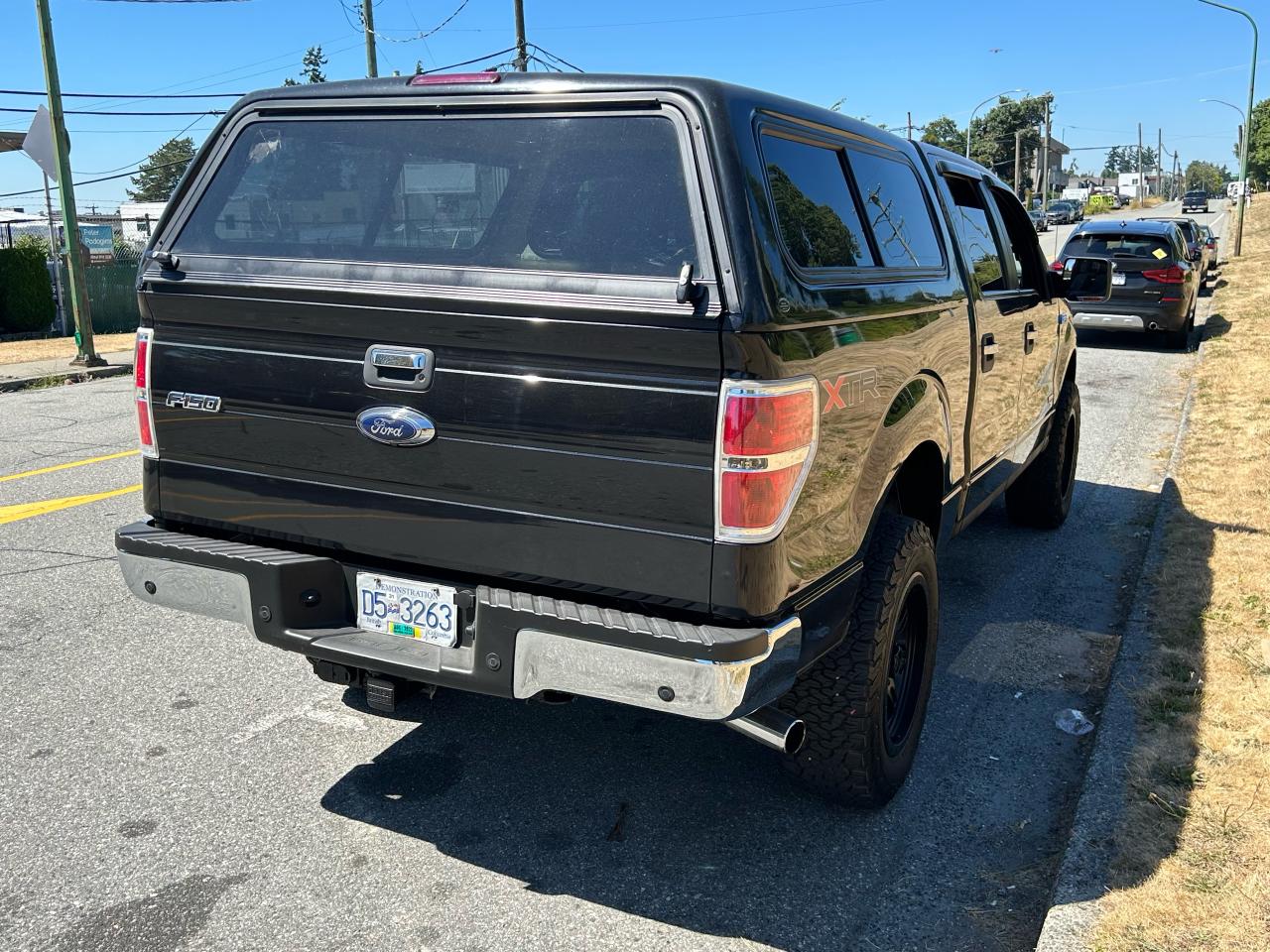 2014 Ford F-150 XLT - Photo #2