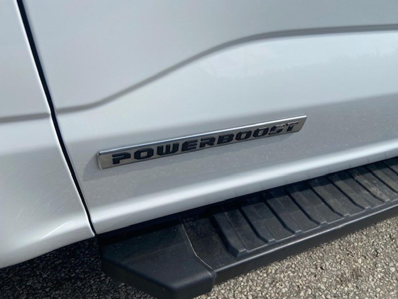 2023 Ford F-150 Lariat 4WD SuperCrew 6.5' Box Photo