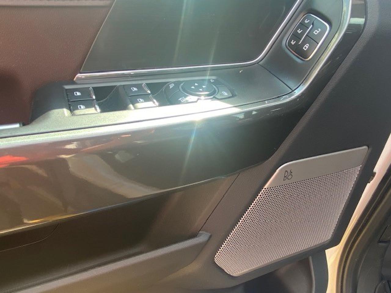 2023 Ford F-150 Lariat Photo