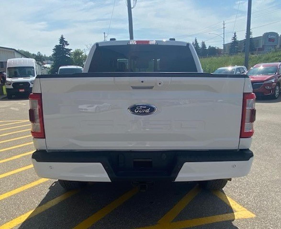 2023 Ford F-150 Lariat 4WD SuperCrew 6.5' Box Photo2