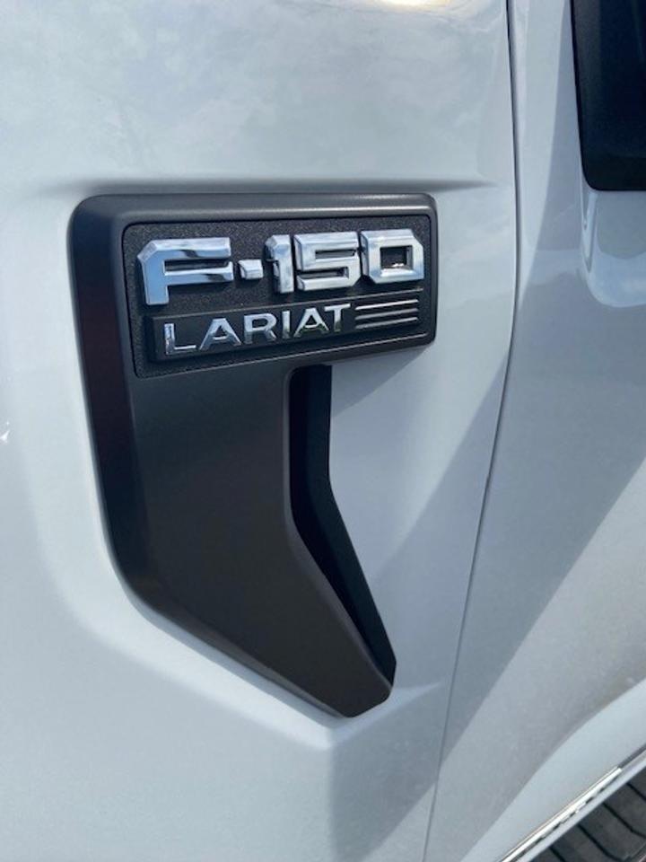 2023 Ford F-150 Lariat 4WD SuperCrew 6.5' Box Photo
