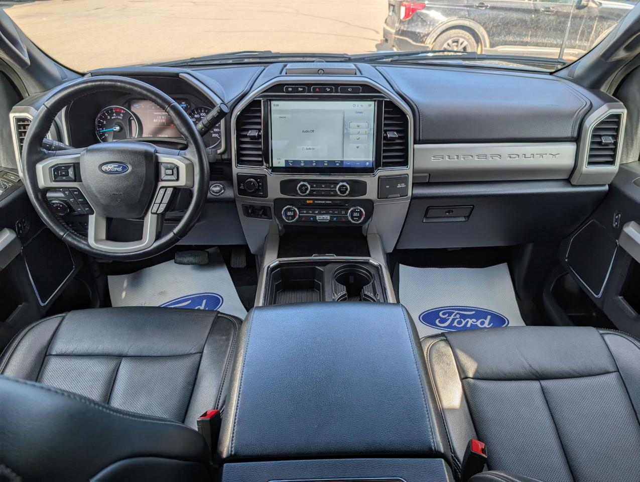 2022 Ford F-250 Super Duty SRW Lariat Photo5