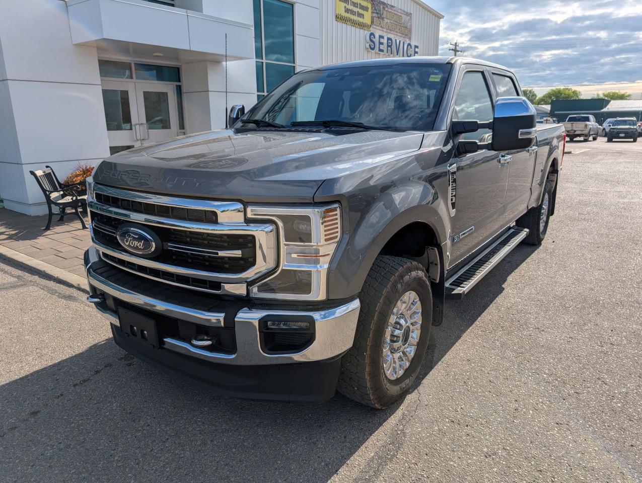 2022 Ford F-250 Super Duty SRW Lariat Photo1