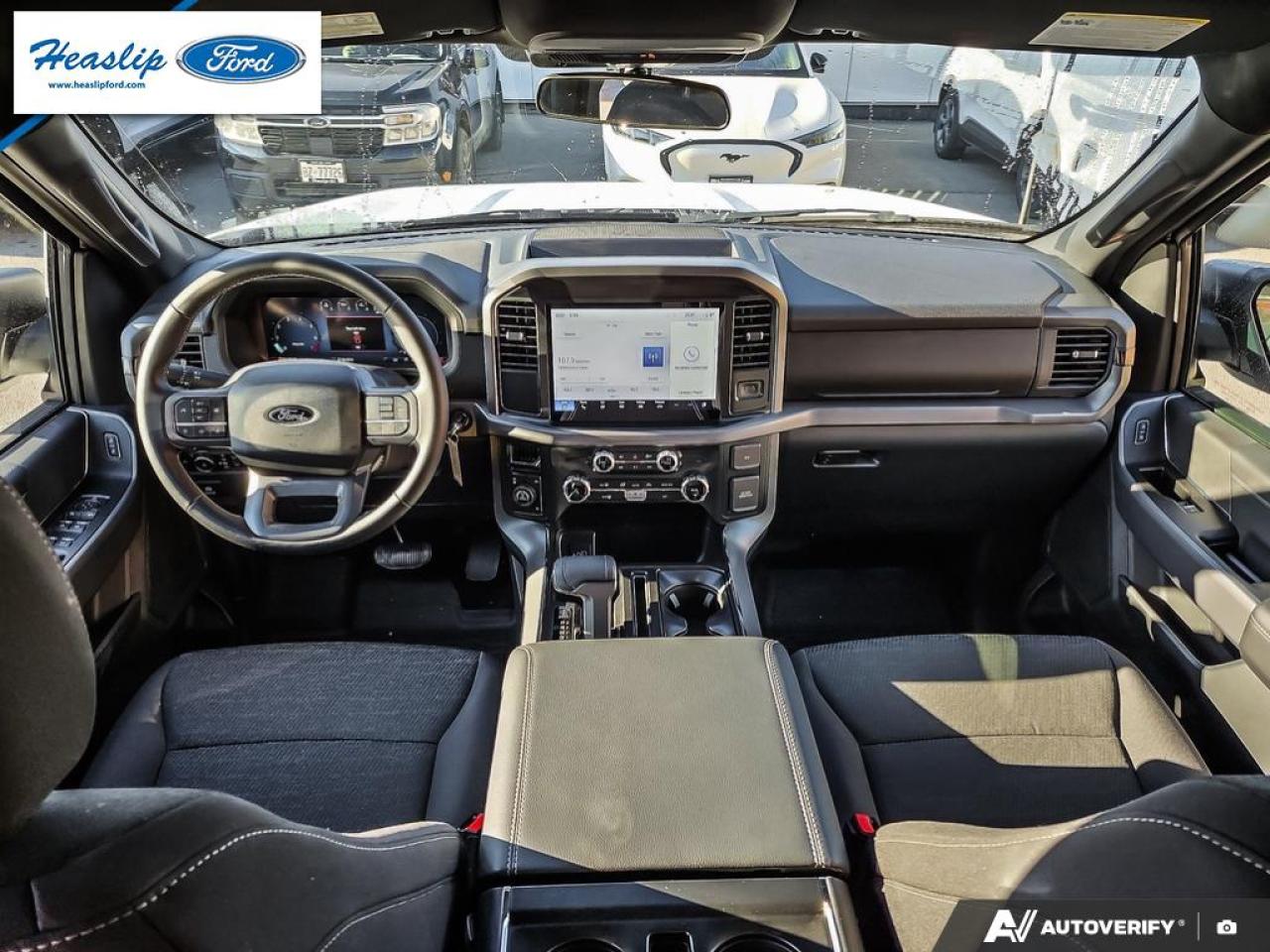 2025 Ford F-150 XLT Photo5