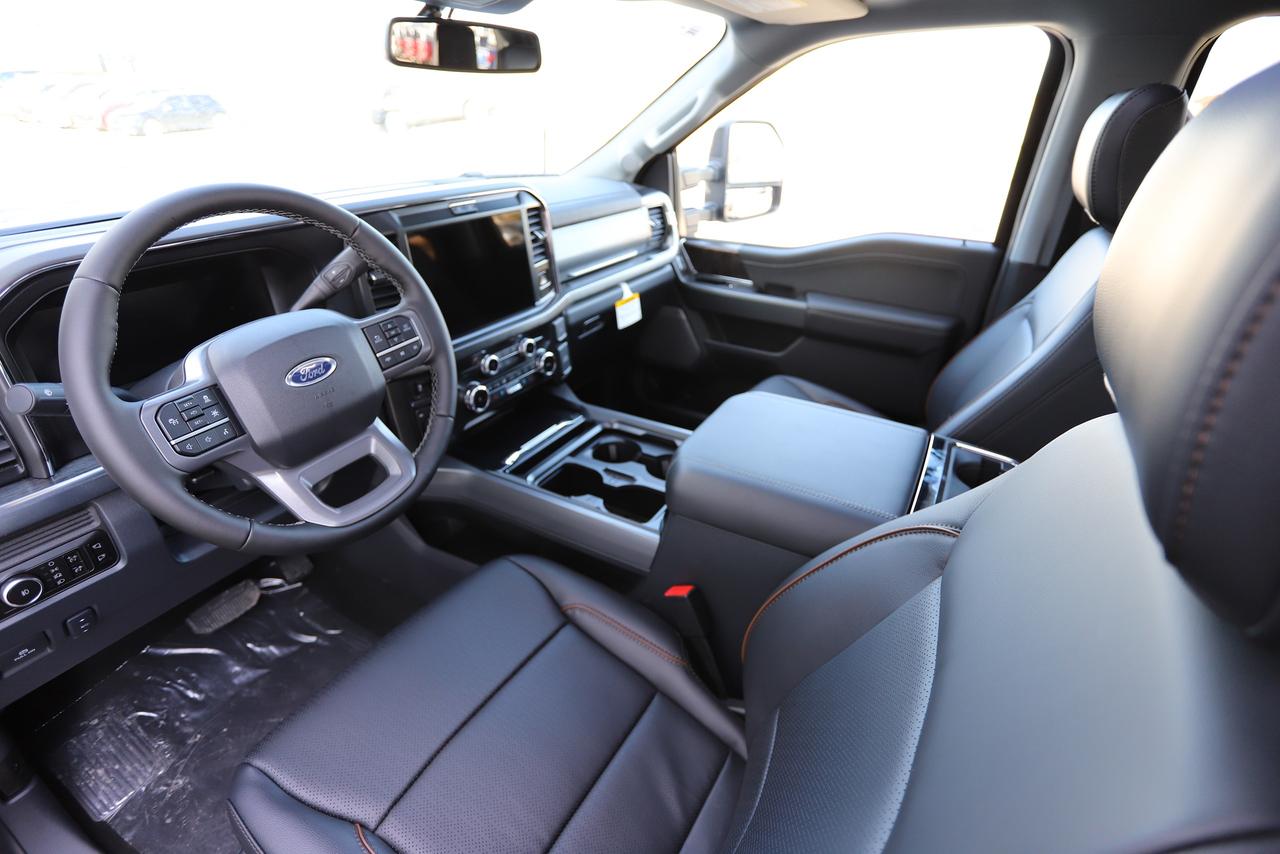 2026 Ford F-250 Super Duty SRW LARIAT 4WD CREW CAB 6.75' BOX Photo