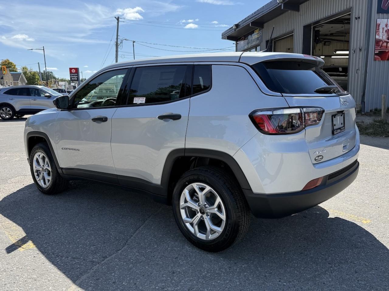 2025 Jeep Compass sport 4x4 Photo4