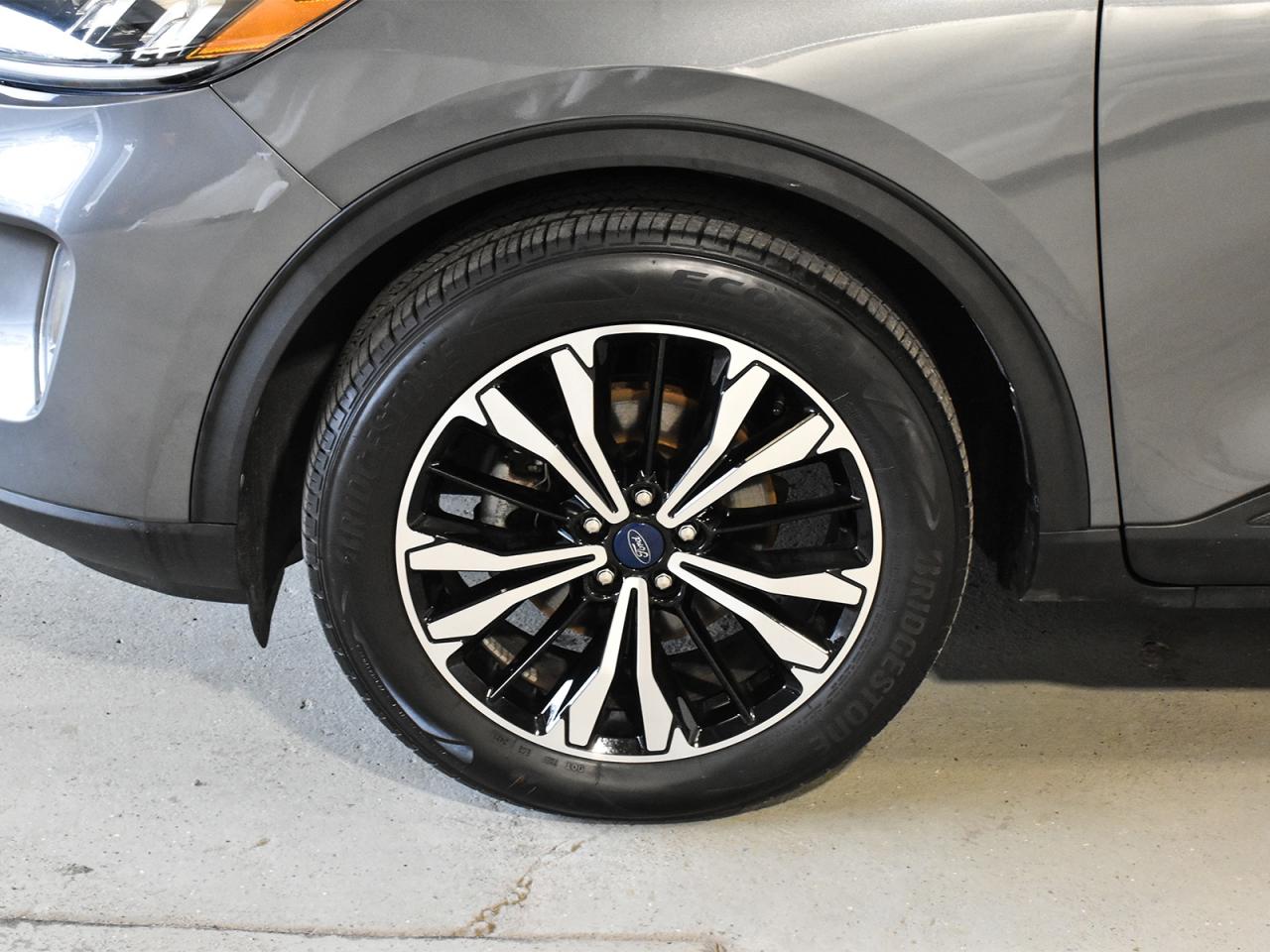 2021 Ford Escape SEL Stealth Pkg / NAV / ROOF / LEATHER / B&O SOUND - Photo #4