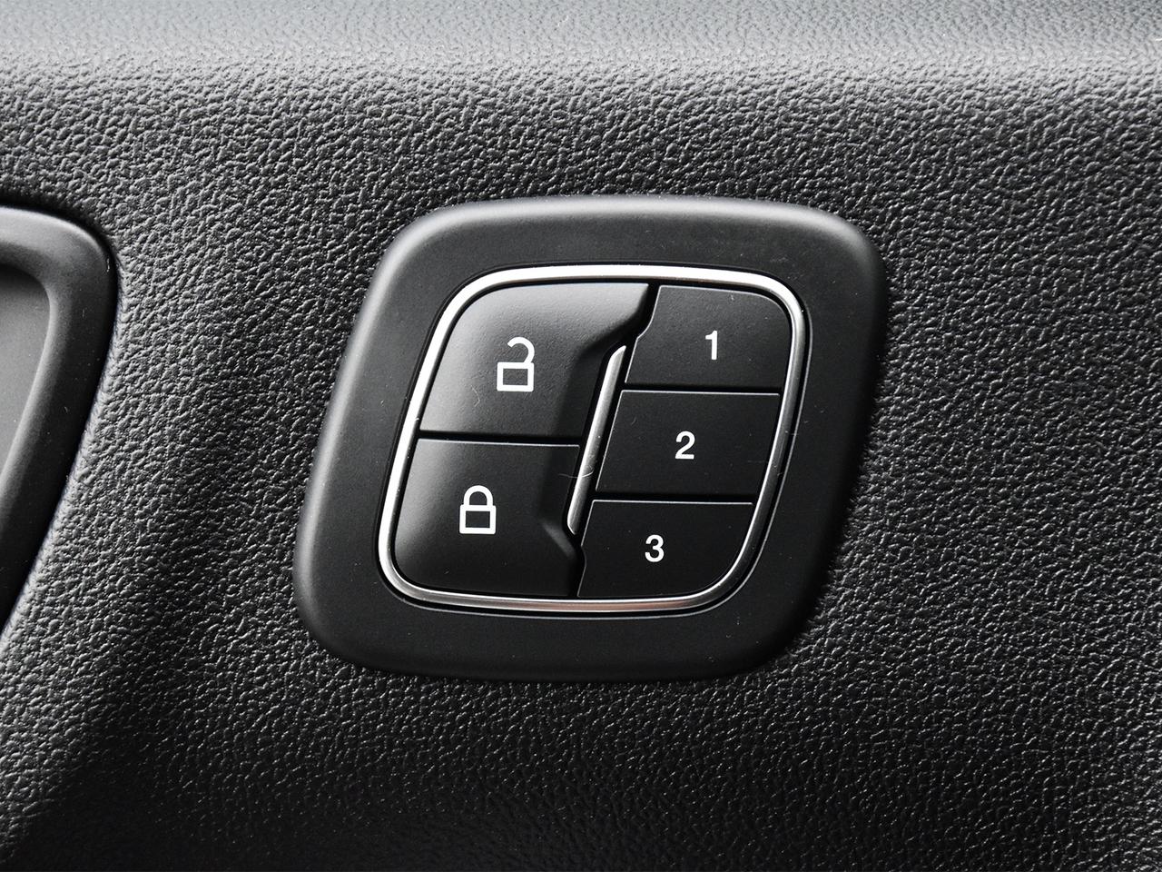 2021 Ford Escape SEL Stealth Pkg / NAV / ROOF / LEATHER / B&O SOUND Photo