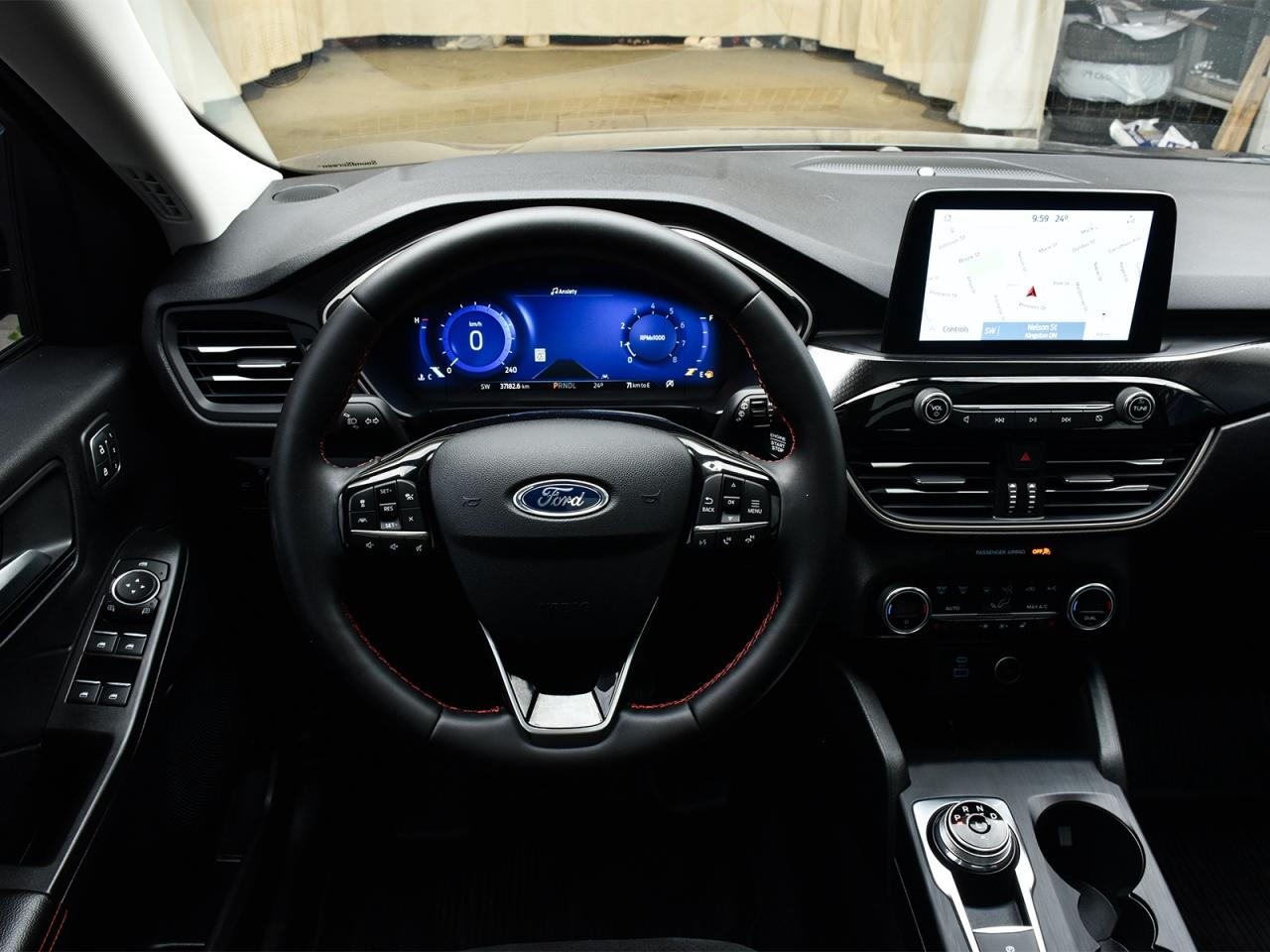 2021 Ford Escape SEL Stealth Pkg / NAV / ROOF / LEATHER / B&O SOUND - Photo #16