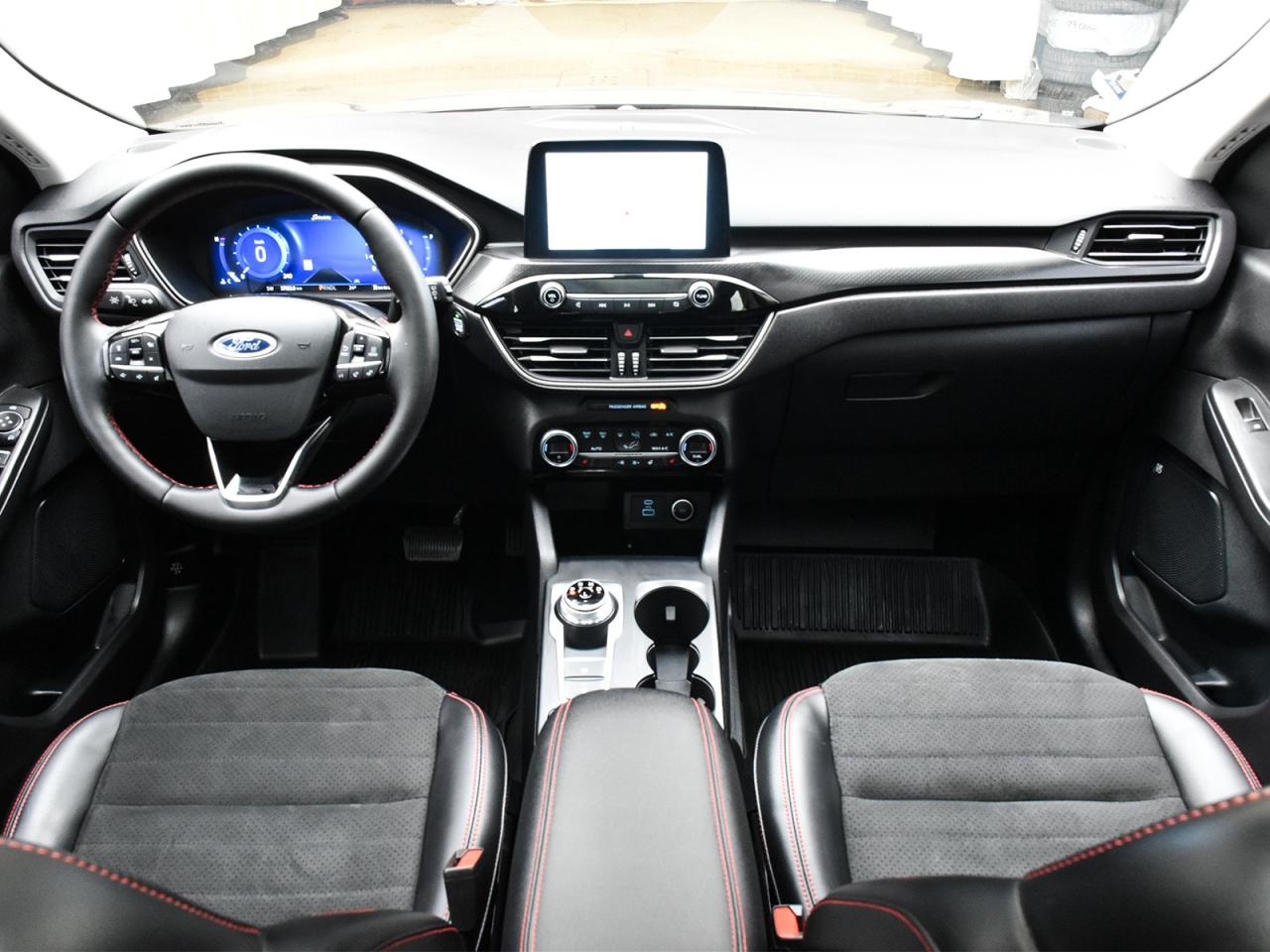 2021 Ford Escape SEL Stealth Pkg / NAV / ROOF / LEATHER / B&O SOUND - Photo #19