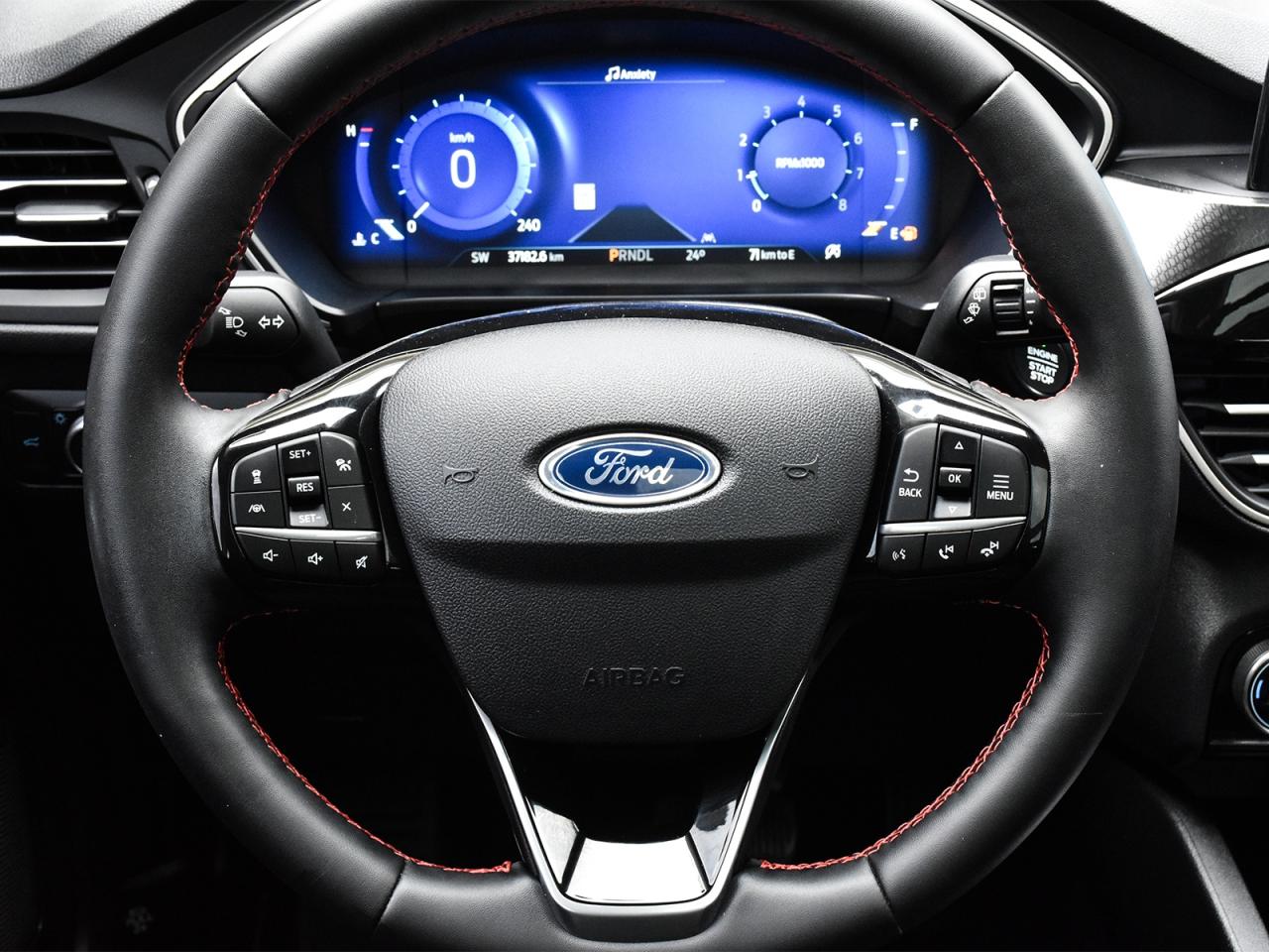 2021 Ford Escape SEL Stealth Pkg / NAV / ROOF / LEATHER / B&O SOUND - Photo #17