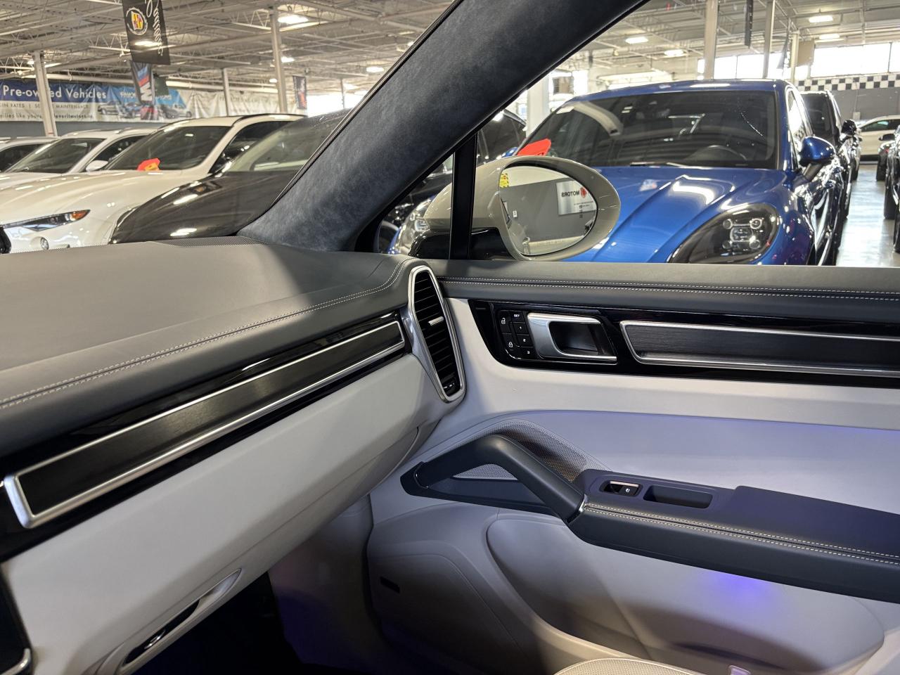 2021 Porsche Cayenne GTS Coupe|AWD|NO LUX TAX|NAV|BOSE|AMBIENT|PANOROOF - Photo #20