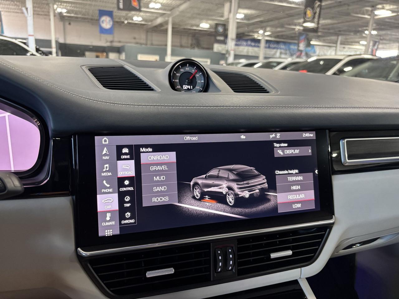 2021 Porsche Cayenne GTS Coupe|AWD|NO LUX TAX|NAV|BOSE|AMBIENT|PANOROOF - Photo #27
