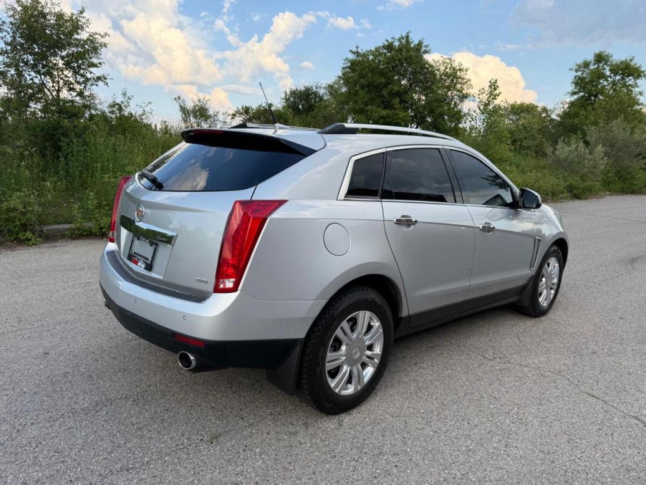 2014 Cadillac SRX LUXURY | CLEAN CARFAX | AWD | LOW KMS | LEATHER | PANO ROOF | PUSH START | REMOTE STARTER | BACK-UP CAM | POWER TAILGATE | - Photo #6