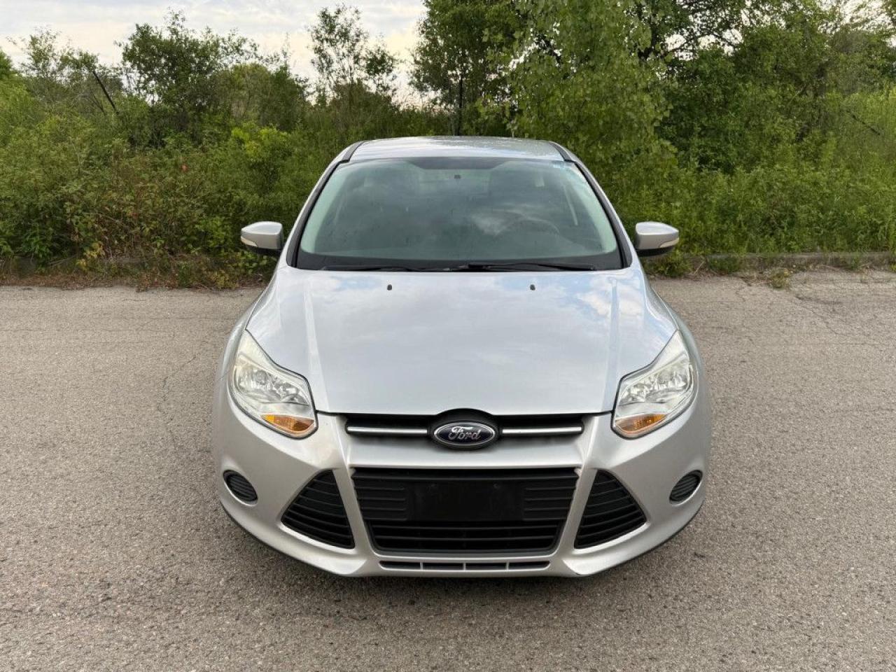 2014 Ford Focus SE  | CLEAN CARFAX | LOW KMS | BLUETOOTH | CRUISE CONTROL | MULTI-FUNCTION STEERING WHEEL | - Photo #10