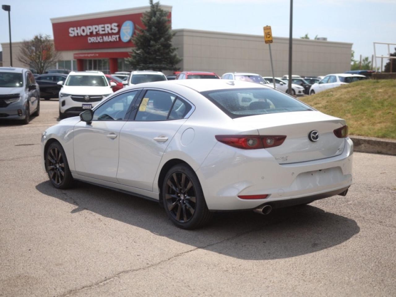 2024 Mazda MAZDA3 GT  **SUNROOF - ADAP CRUISE - AWD** Photo2