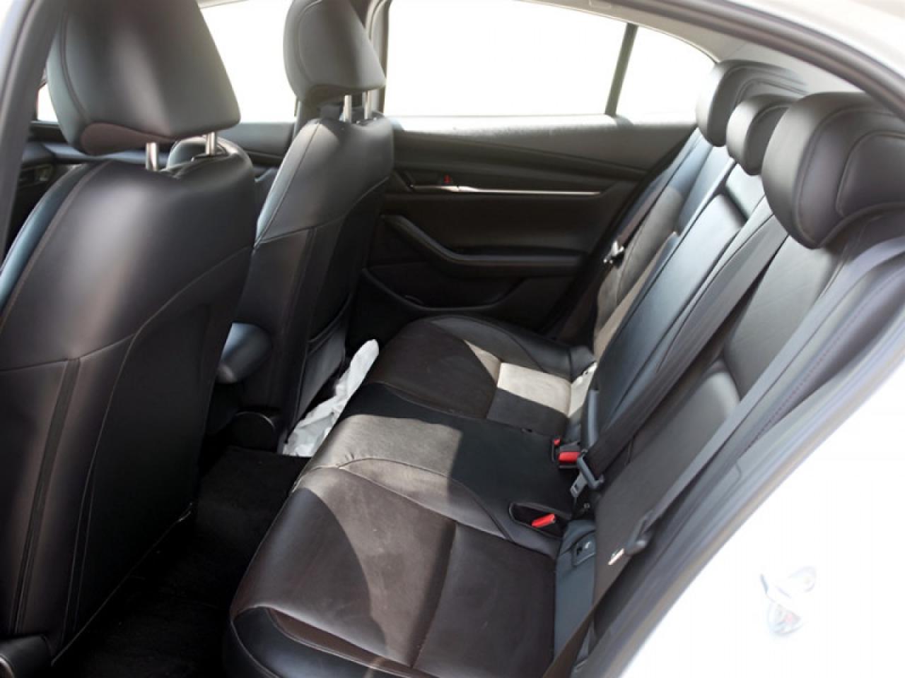 2024 Mazda MAZDA3 GT  **SUNROOF - ADAP CRUISE - AWD** Photo