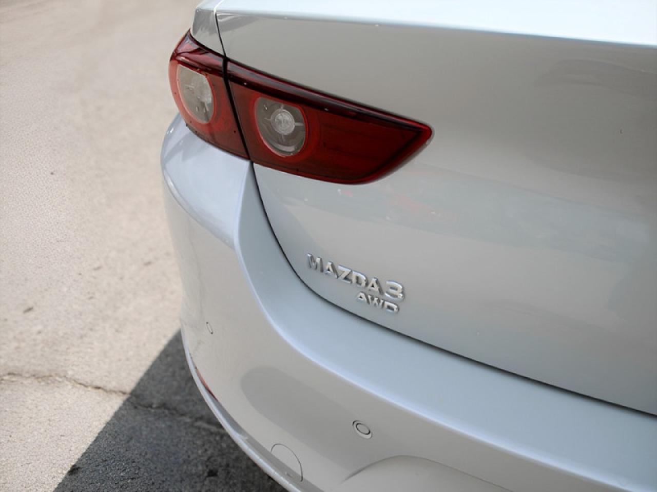 2024 Mazda MAZDA3 GT  **SUNROOF - ADAP CRUISE - AWD** Photo