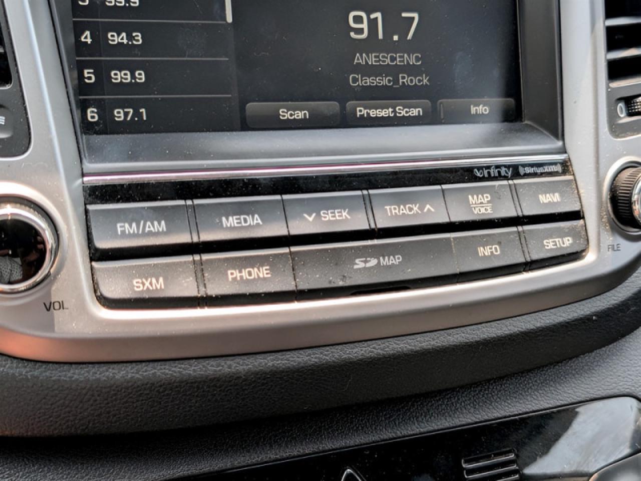 2017 Hyundai Tucson Ultimate  **PANO ROOF - PWR GATE** Photo