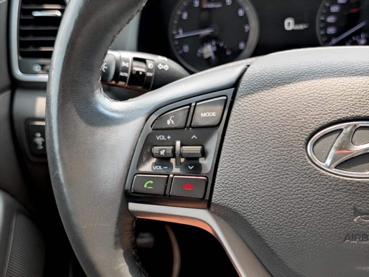 2017 Hyundai Tucson Ultimate  **PANO ROOF - PWR GATE** Photo