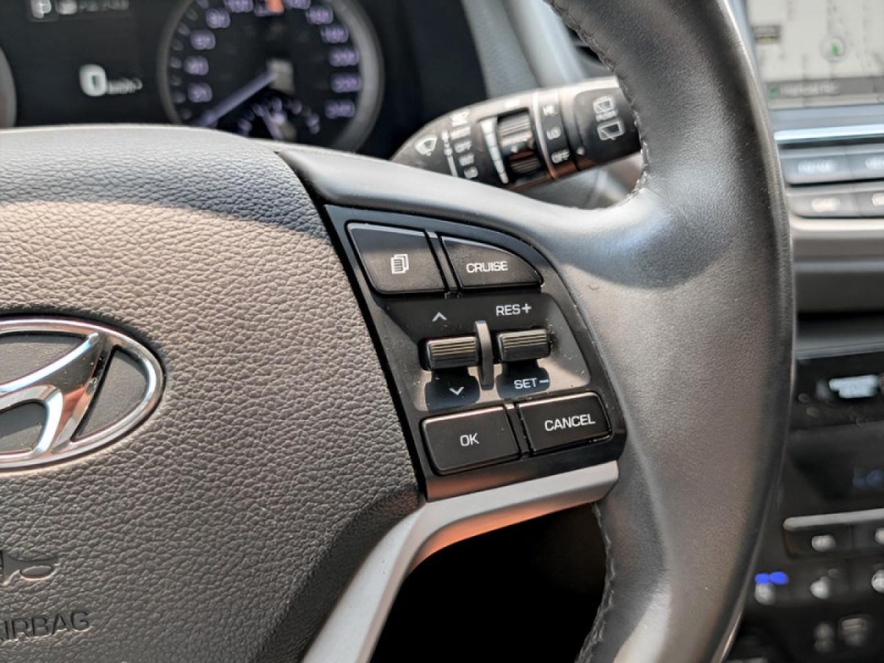 2017 Hyundai Tucson Ultimate  **PANO ROOF - PWR GATE** Photo